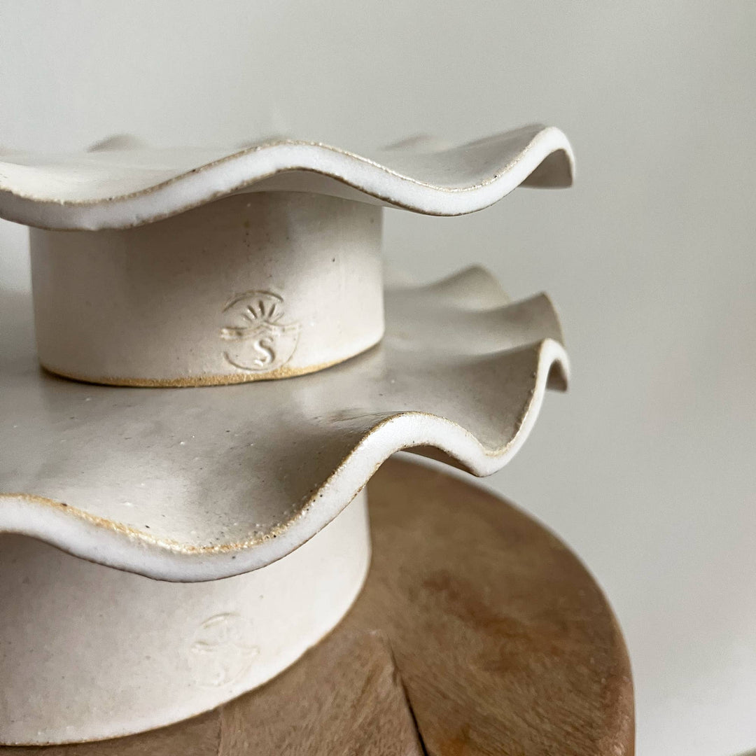 CAKE PLATE RUFFLE EDGE