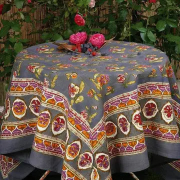 TABLECLOTH RED&GREY