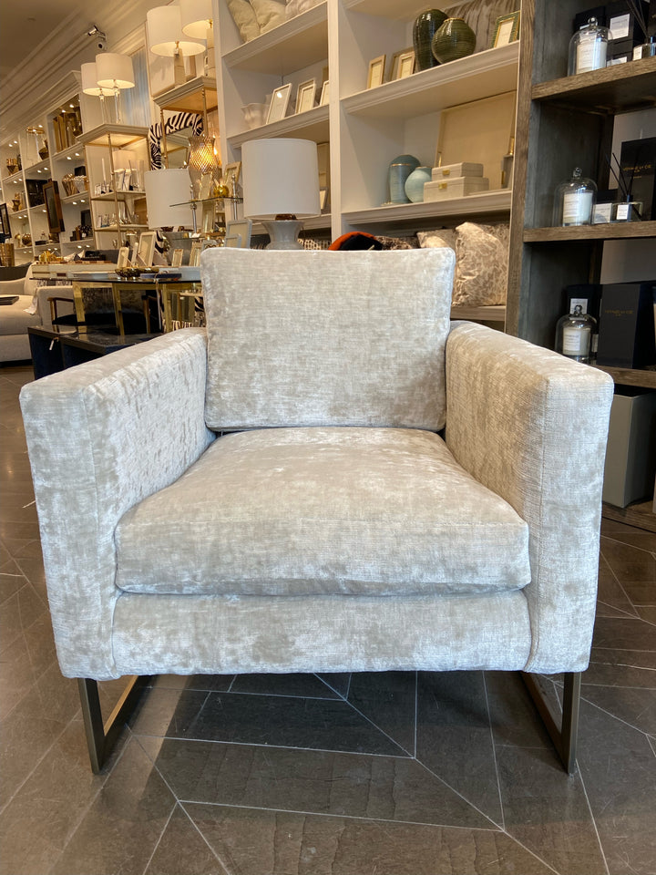 CHAIR SQUARE ANTIQUE BRASS LEGS #57289