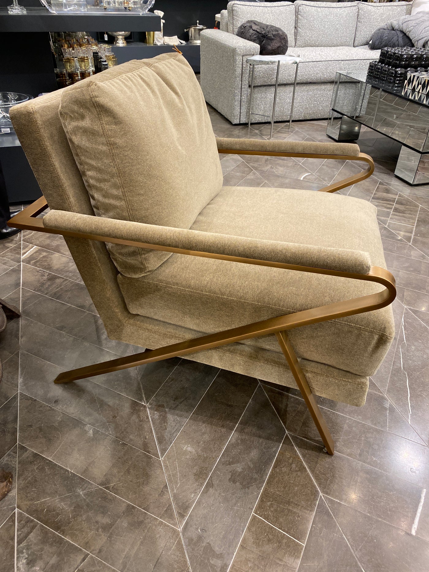 CHAIR WITH BRASS FRAME IN FLANDERS KHAKI FABRIC