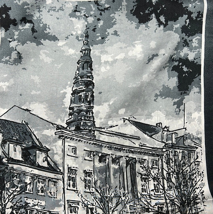 SCARF CITY HALL SMALL