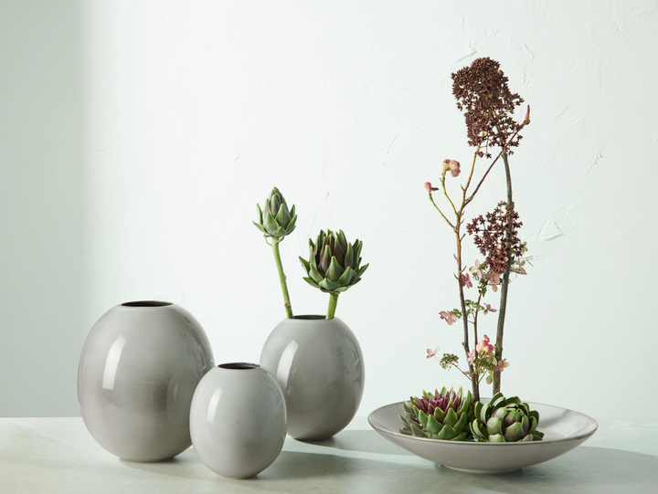 VASE ROUND STONEWARE EGGSHELL