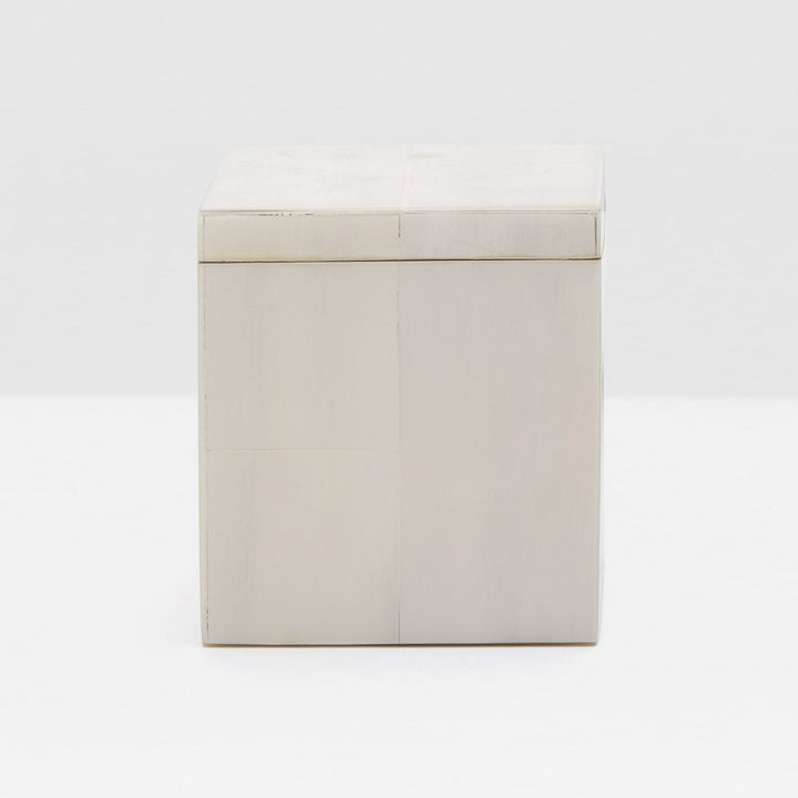 BATH COLLECTION WHITE FAUX HORN