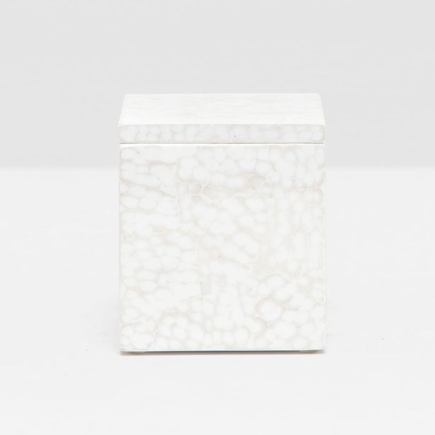 BATH COLLECTION WHITE LACQUERED EGGSHELL