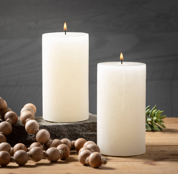 CANDLE PILLAR MELON WHITE