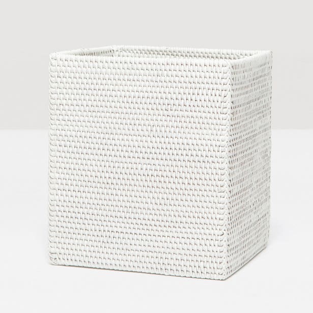 BATH COLLECTION WHITE RATTAN