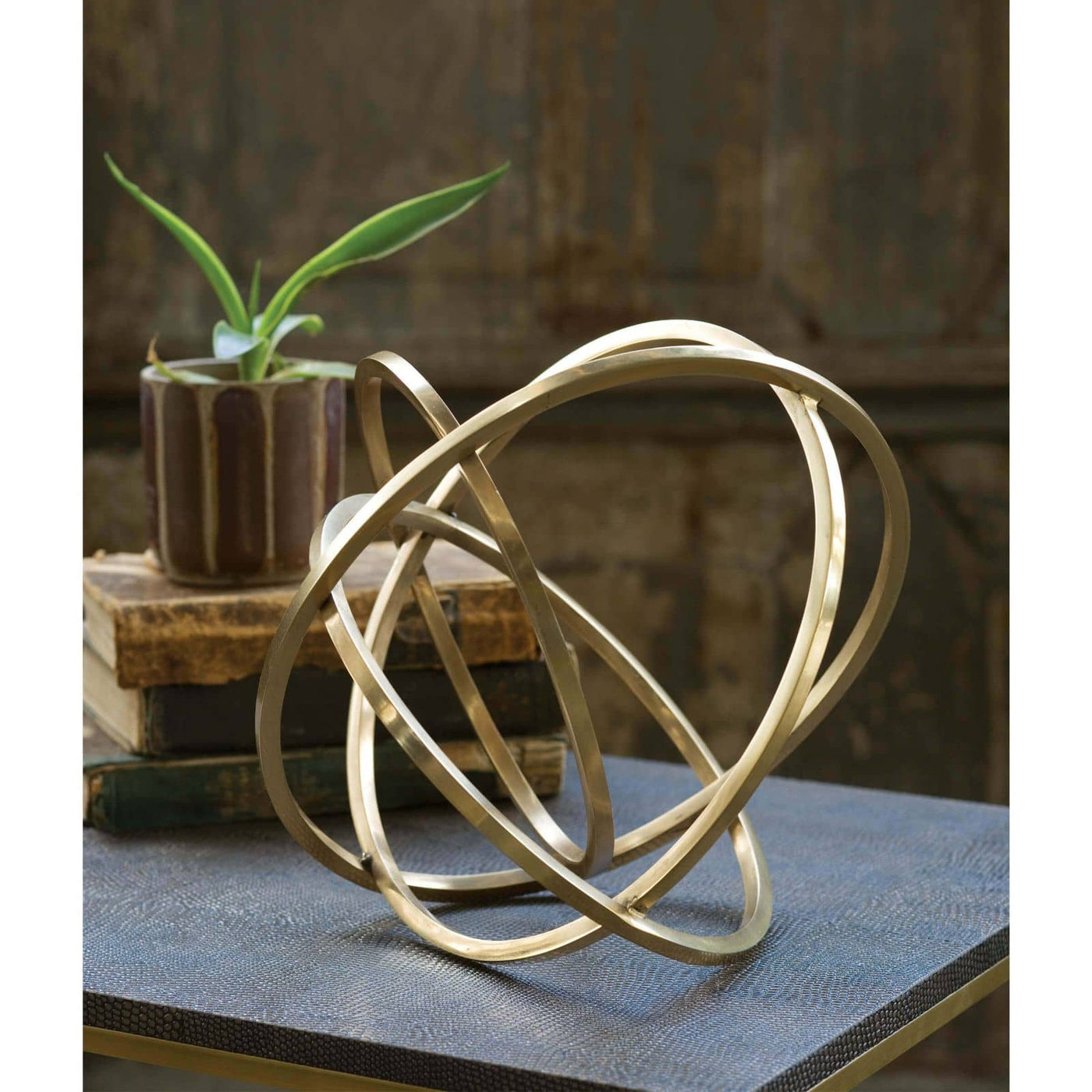 ELLIPSE  TABLETOP ACCESSORY BRASS