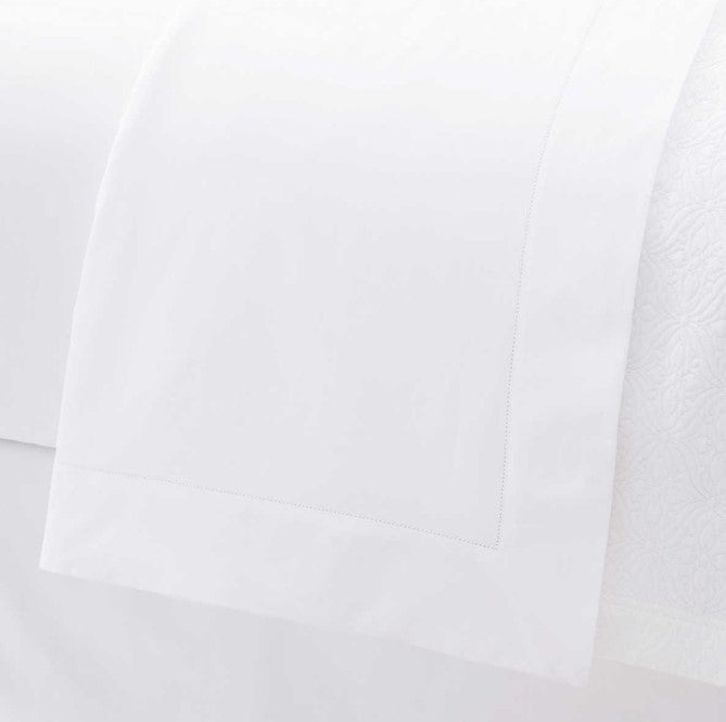 SHEET FITTED WHITE (Available in 2 Sizes)