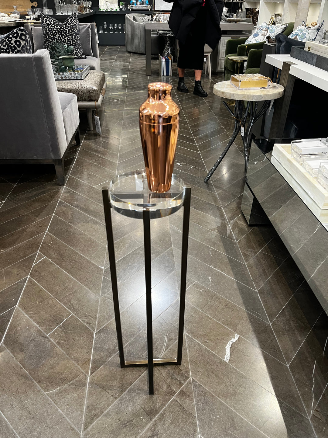 LARCHMONT MARTINI TABLE #47308