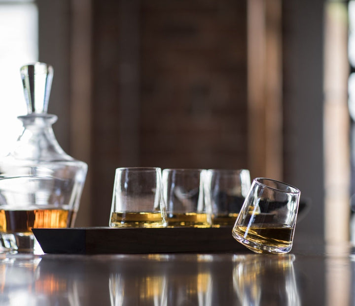 SET/4 WHISKEY GLASS WITH WOOD BASE LUDLOW #51171