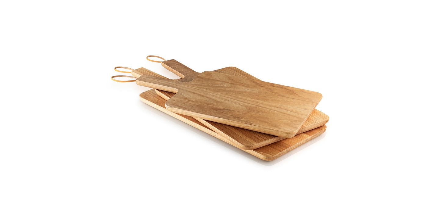 CUTTING BOARD WOOD WITH HANDLE (Available in 3 Sizes)