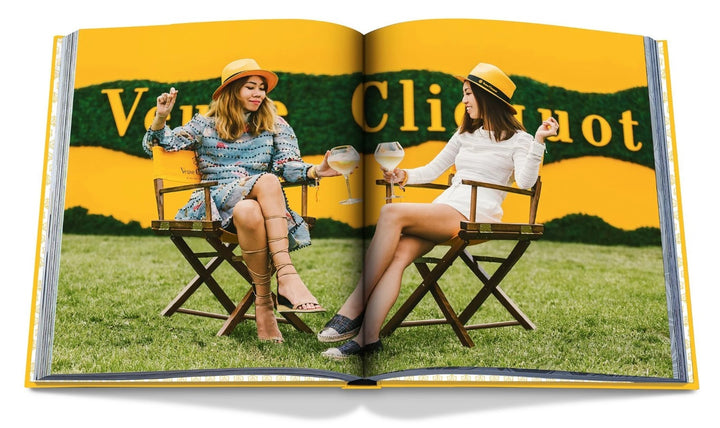 BOOK "VEUVE CLICQUOT" #53159