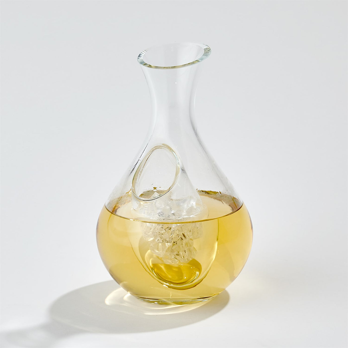 DECANTER GLASS WITH ICE STORAGE