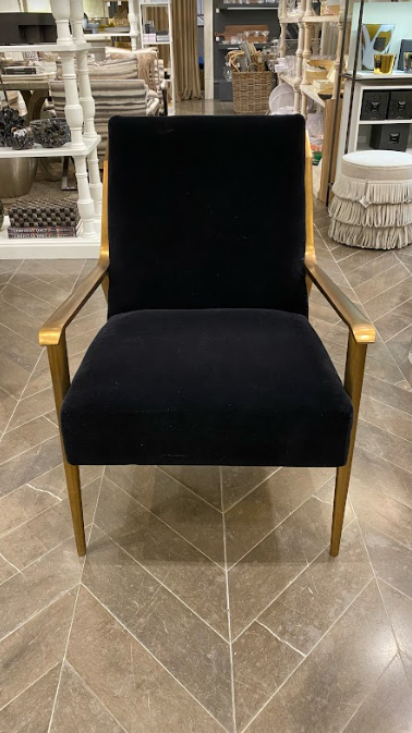 LOUNGE CHAIR IN MOHAIR BLACK