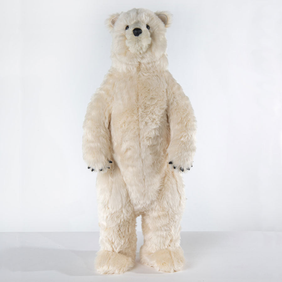 POLAR BEAR STANDING