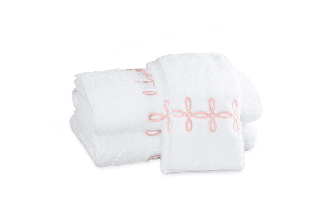 GORDIAN KNOT TOWEL COLLECTION