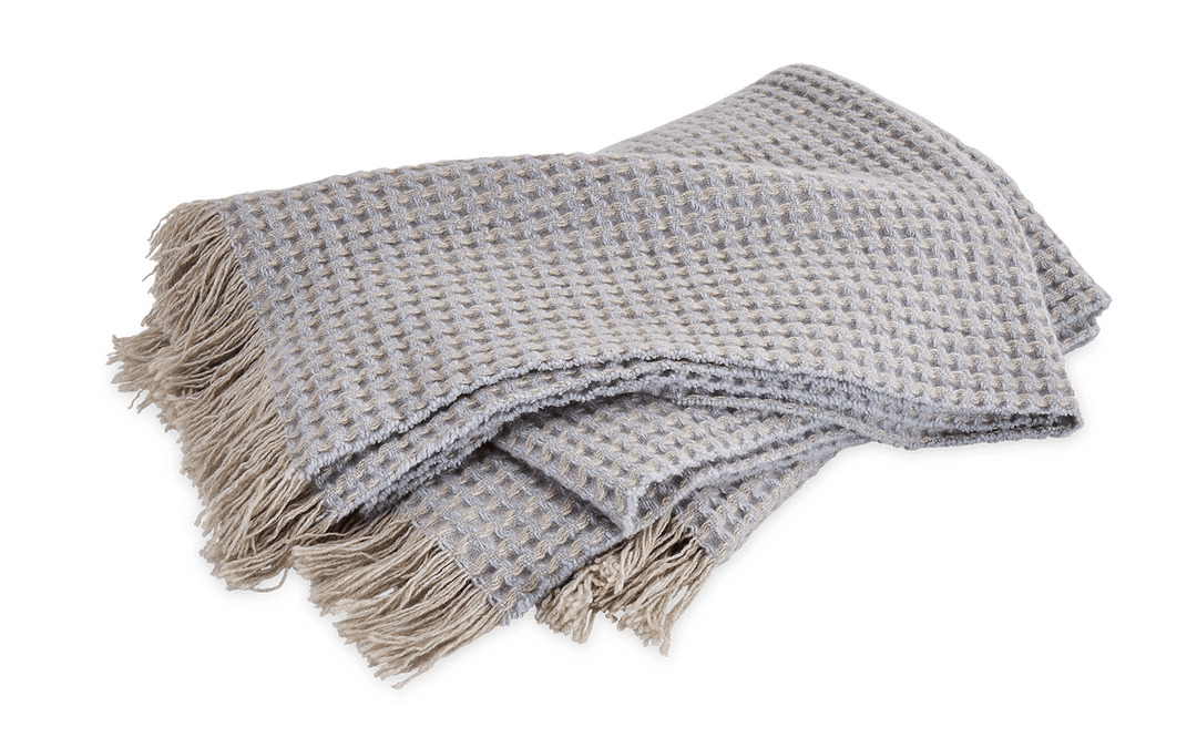 CLEO THROW COLLECTION