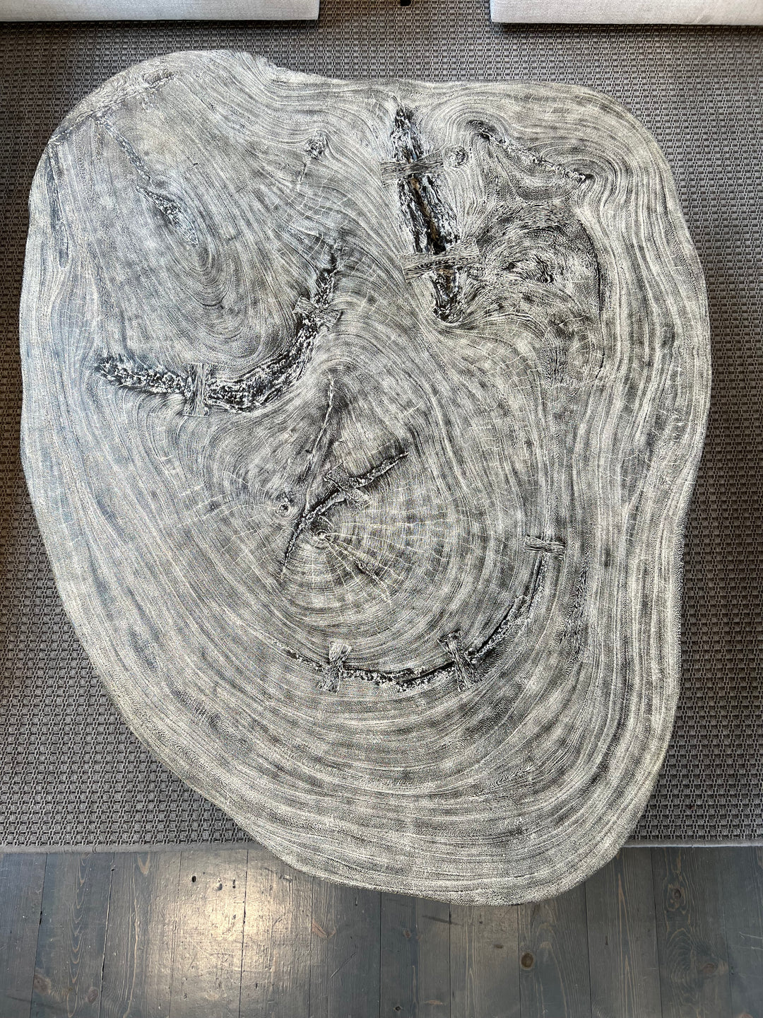 COFFEE TABLE GREY ACRYLIC LEGS #43289