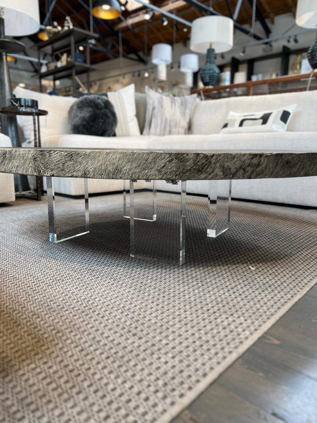 COFFEE TABLE GREY ACRYLIC LEGS #43289