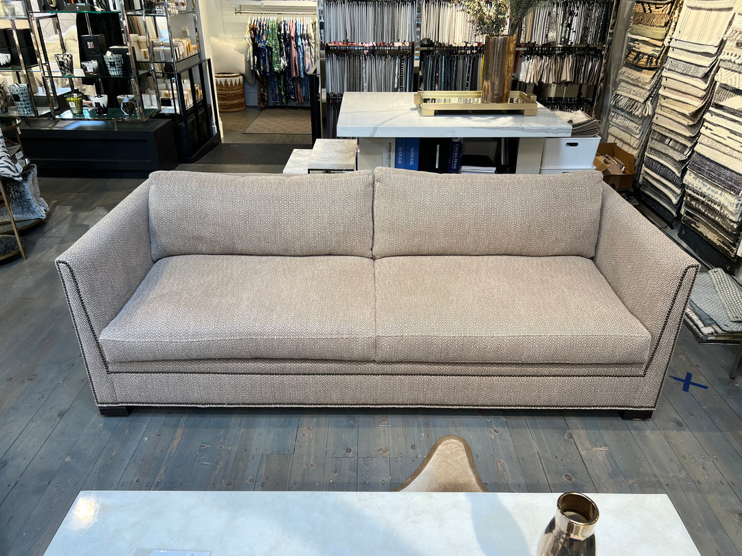 SOFA ROLAND IN EARTH WITH NAILS #63393