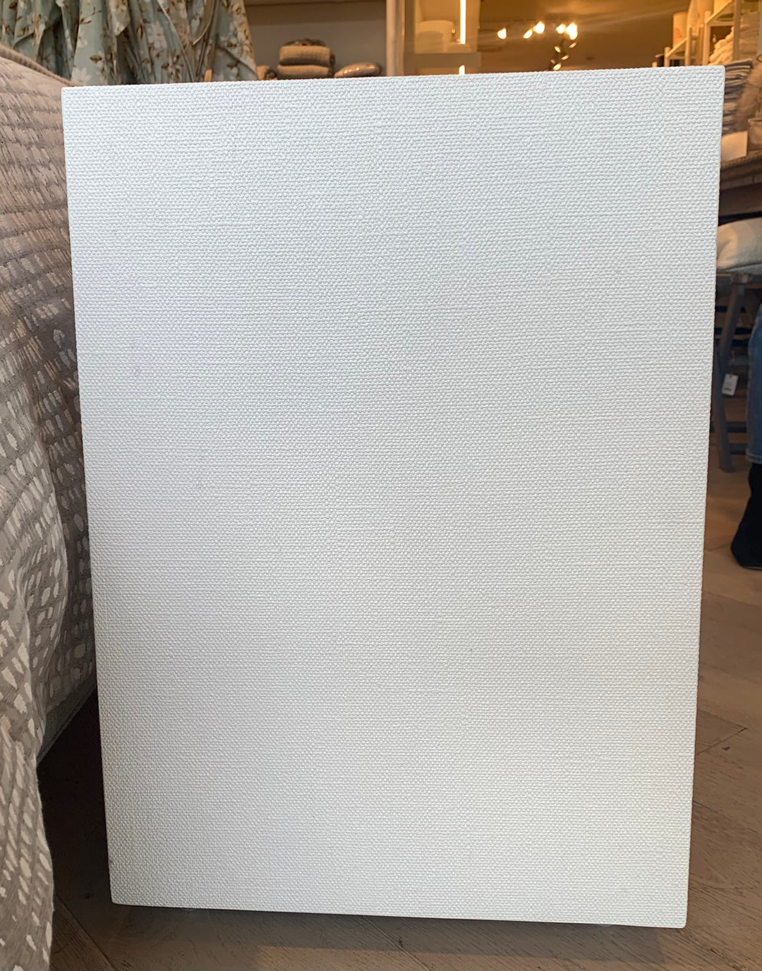 BEDSIDE CHEST WHITE #39045