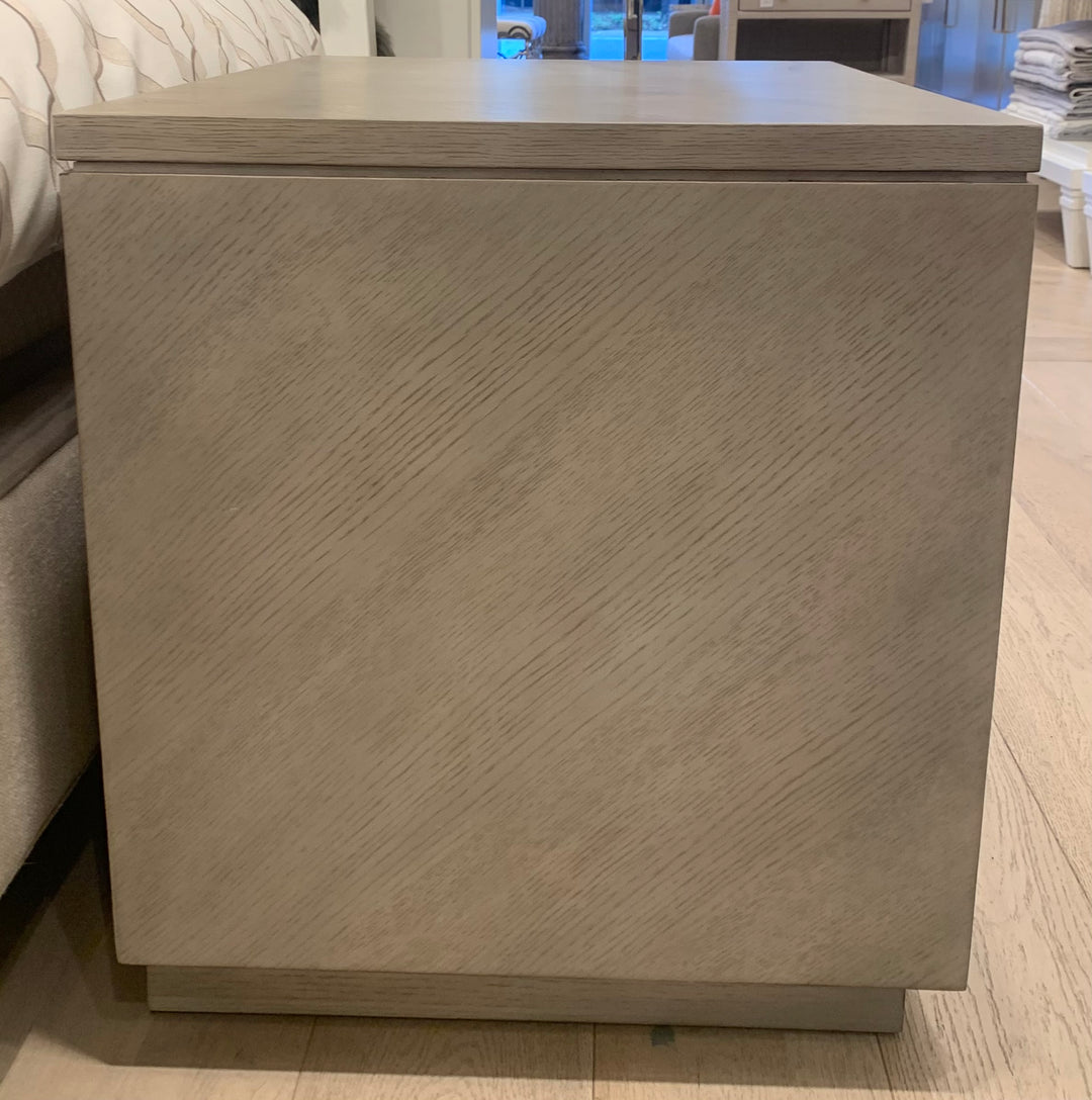 SIDE TABLE OAK SMOKE (NRD) #53431