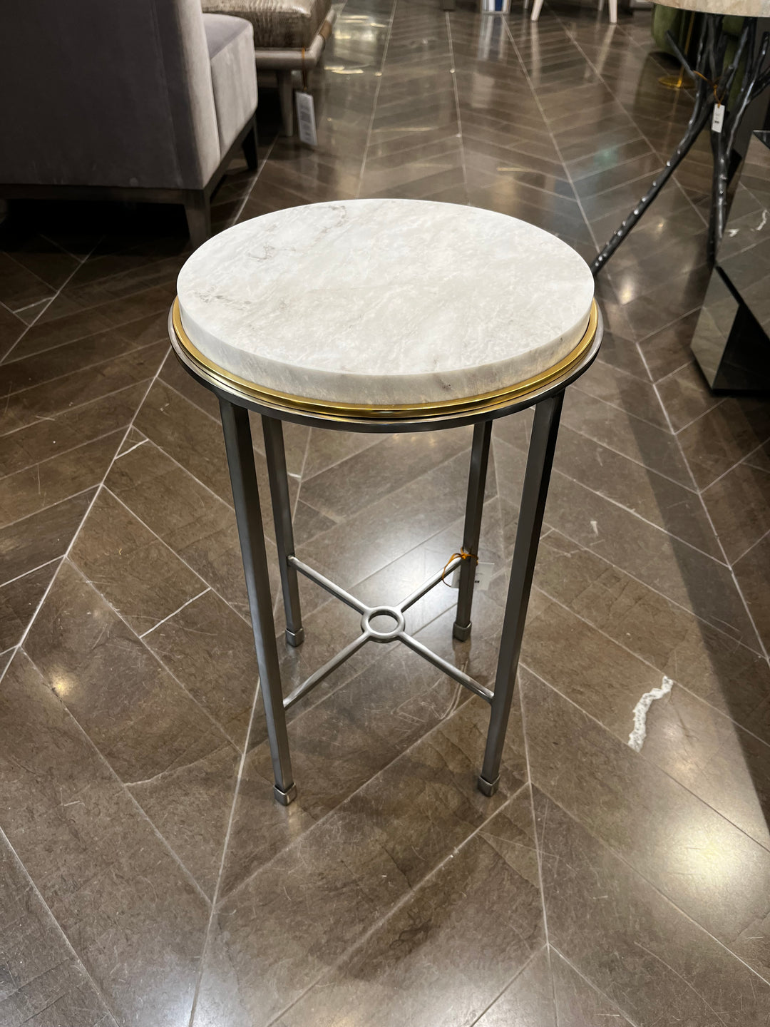ACCENT TABLE #17001