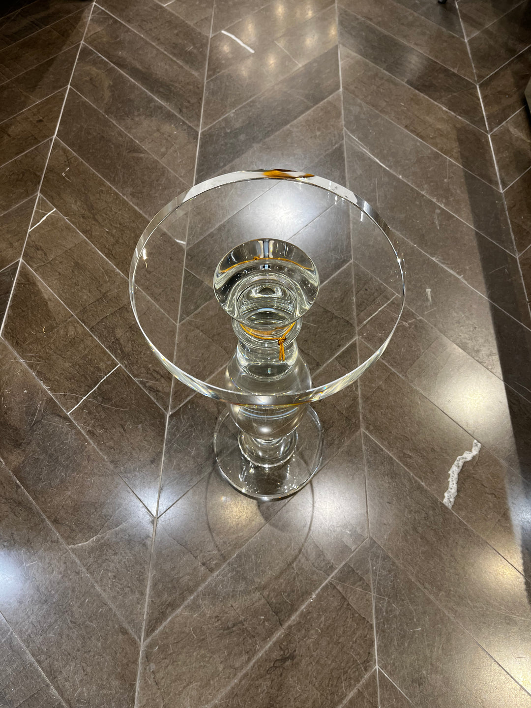 DRINK TABLE SOLID CRYSTAL