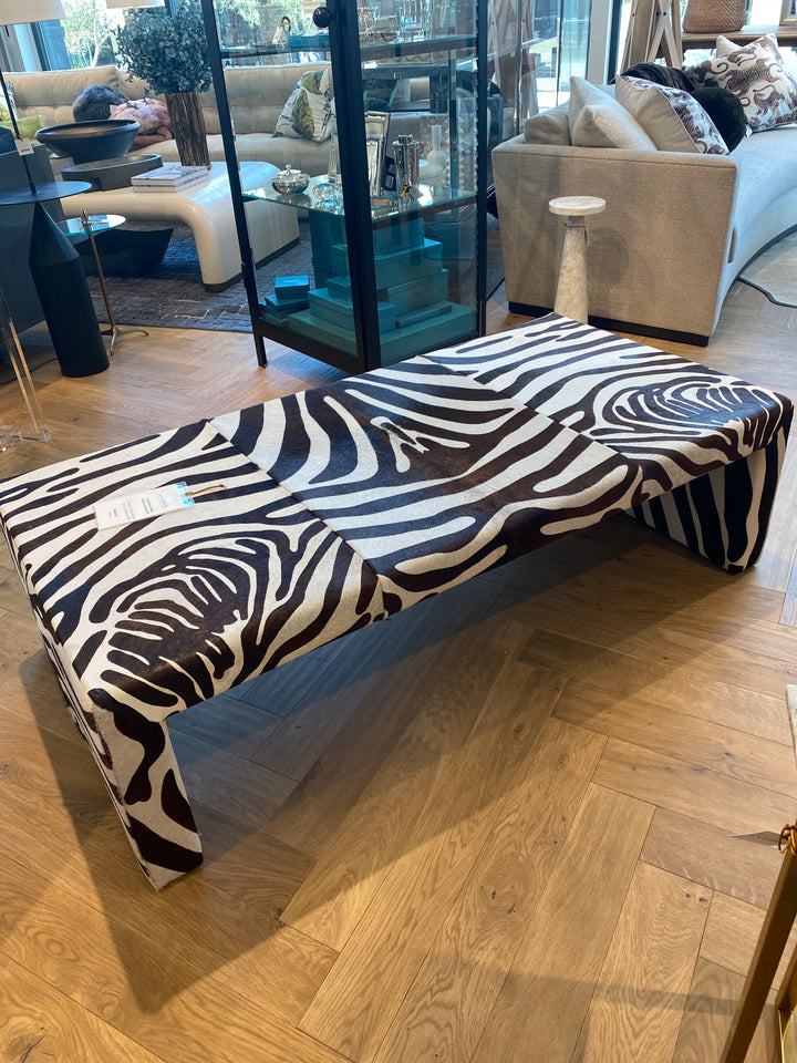 COCKTAIL TABLE IN ZEBRA PATTERN #62104