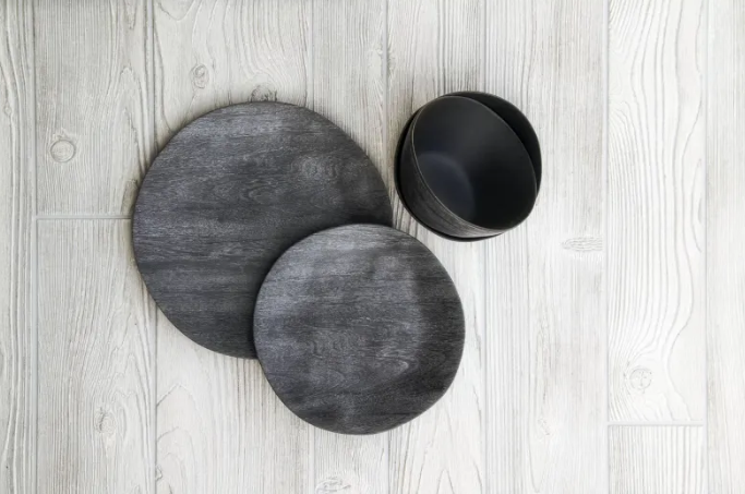 SALAD PLATE BLACKENED WOOD