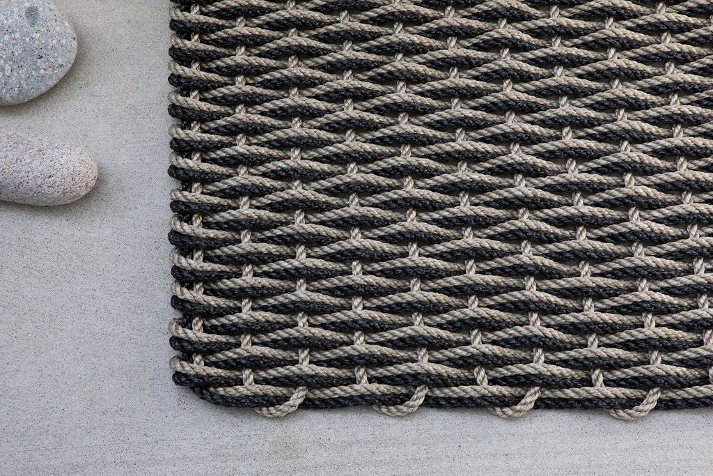 OUTDOOR DOORMAT SAND AND CHARCOAL