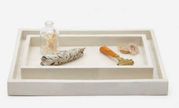 BATH COLLECTION WHITE FAUX HORN