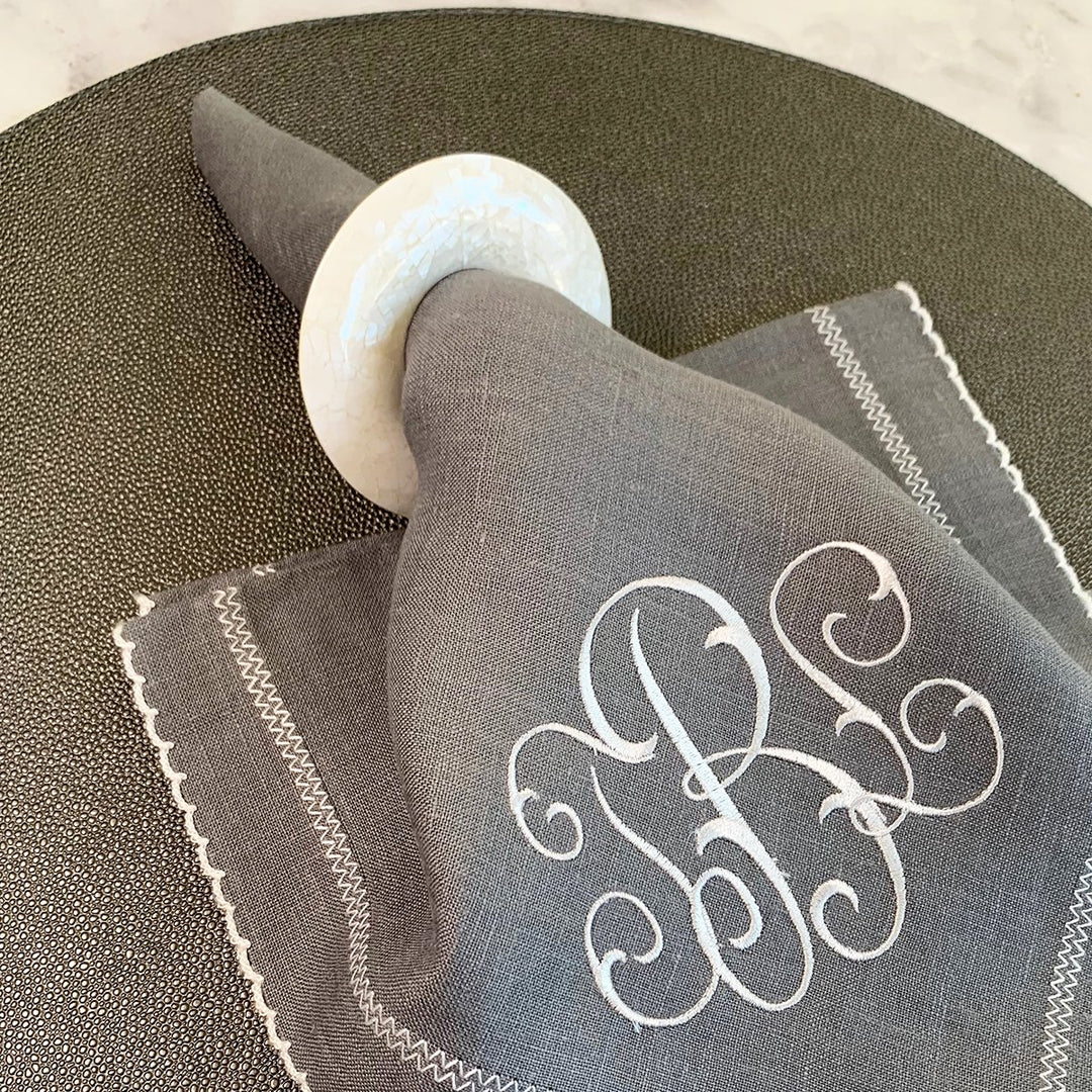 NAPKIN RING SHELL DISK PEARL #27683