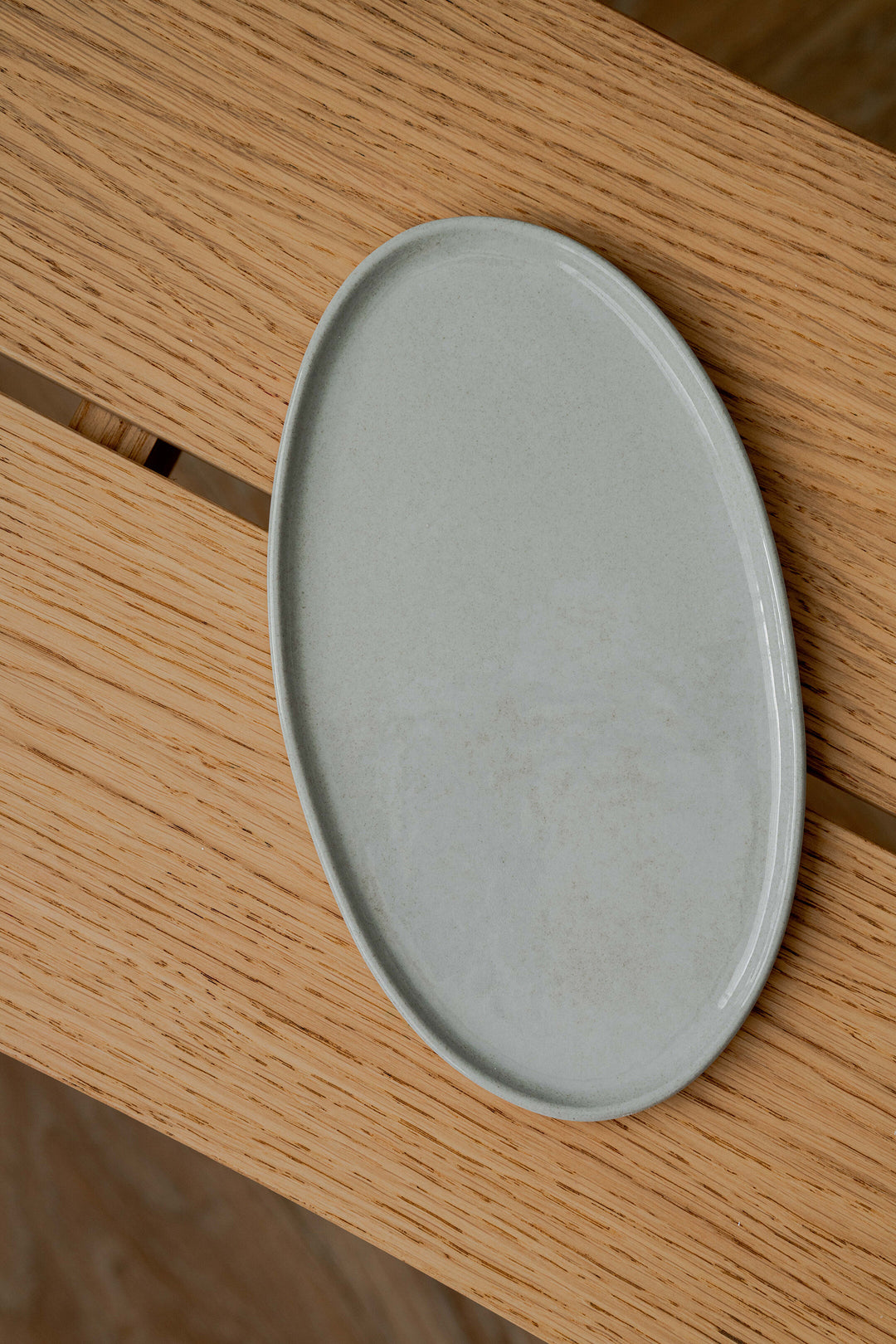 SERVING PLATTER PORCELAIN OVAL - GRAY SKY