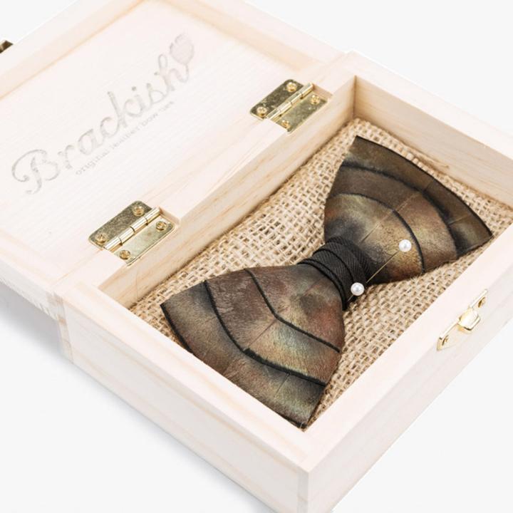 BOW TIE FEATHER - ORIGINAL #55012